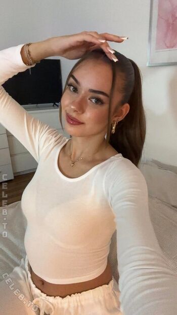 Sophia_xs