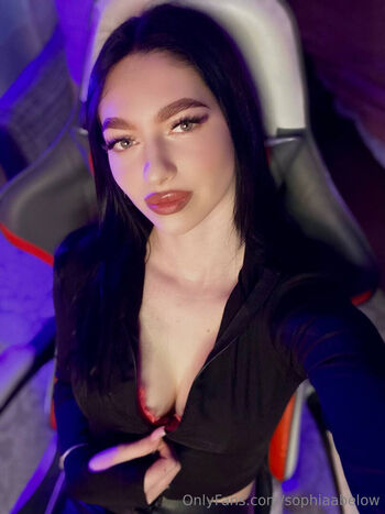 sophiaabelow