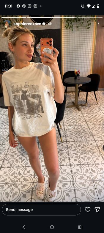 Sophieredxoxo