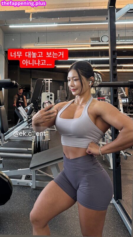Sohyun Han / ssohyun_ss Meztelen OnlyFans Fotó #44