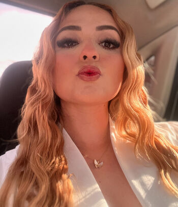 Stefy Aldana