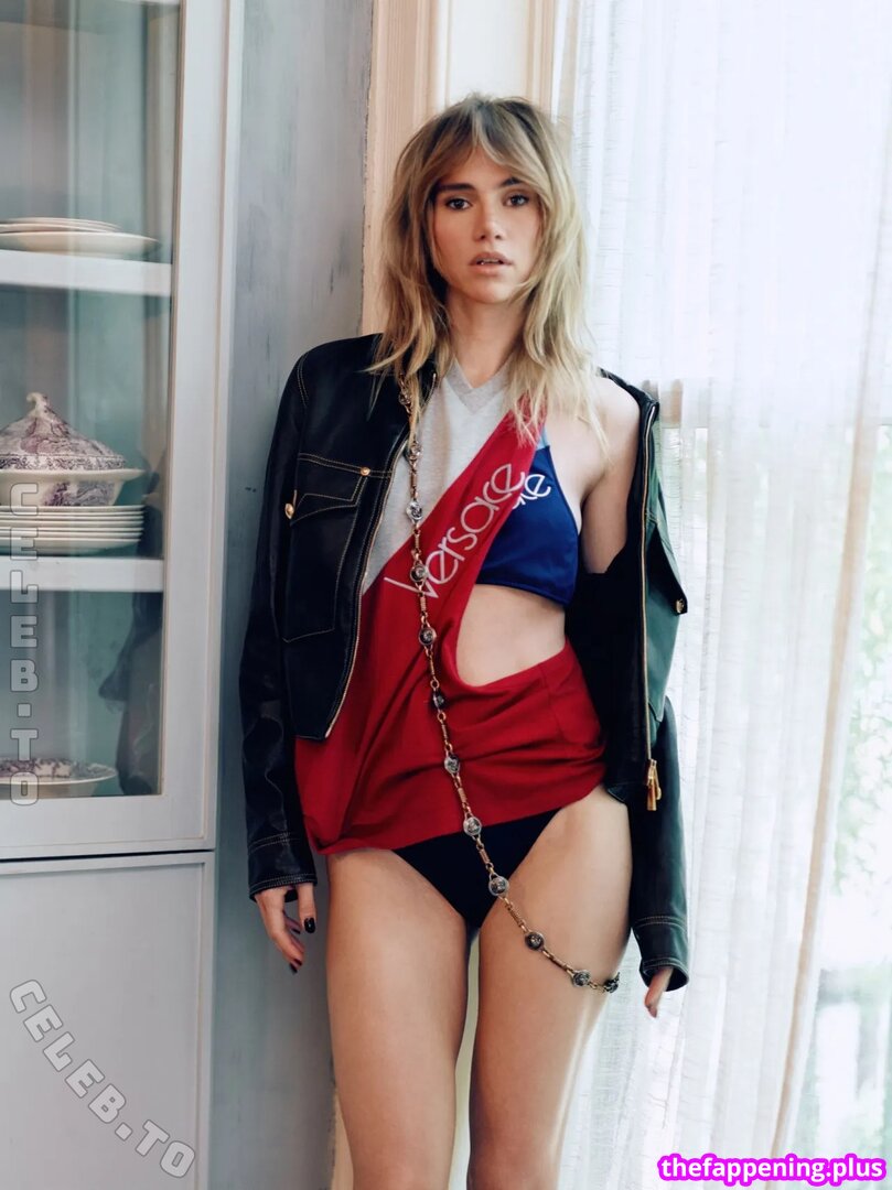 Suki Waterhouse