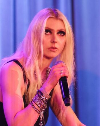 Taylor Momsen