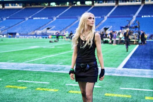 Taylor Momsen