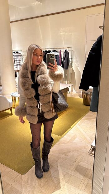 ThatYoungBlonde