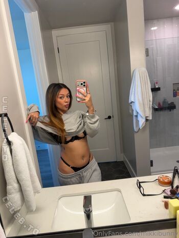themikkiangel