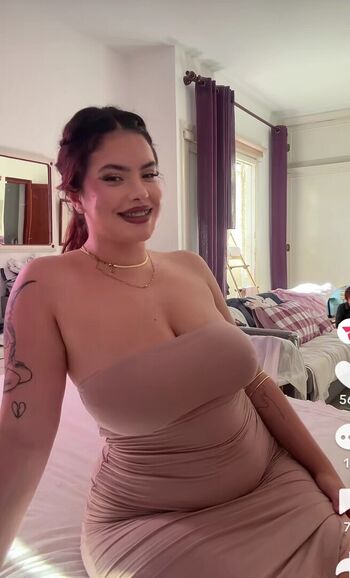 Tiktok Live Nipslips & Nudity