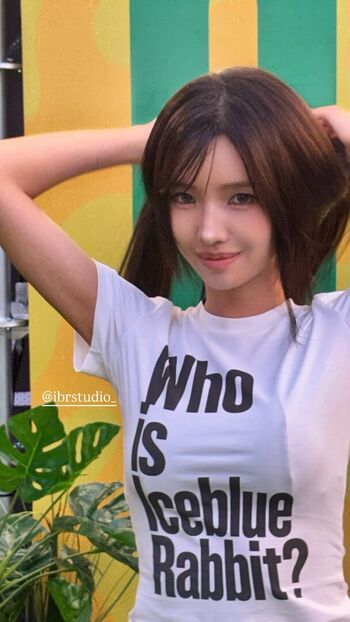 tiny.pretty.j