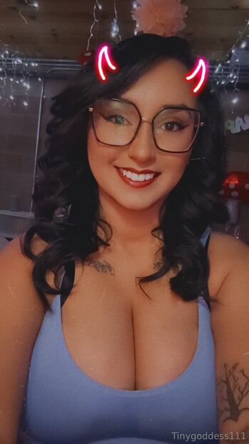 TinyGoddess111
