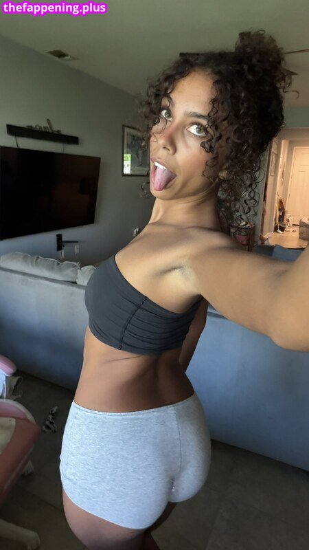 https: / ttahlula Nagie OnlyFans Zdjęcie #207