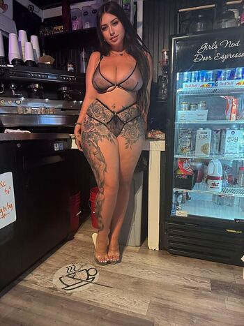 Urfavcoffeegirl