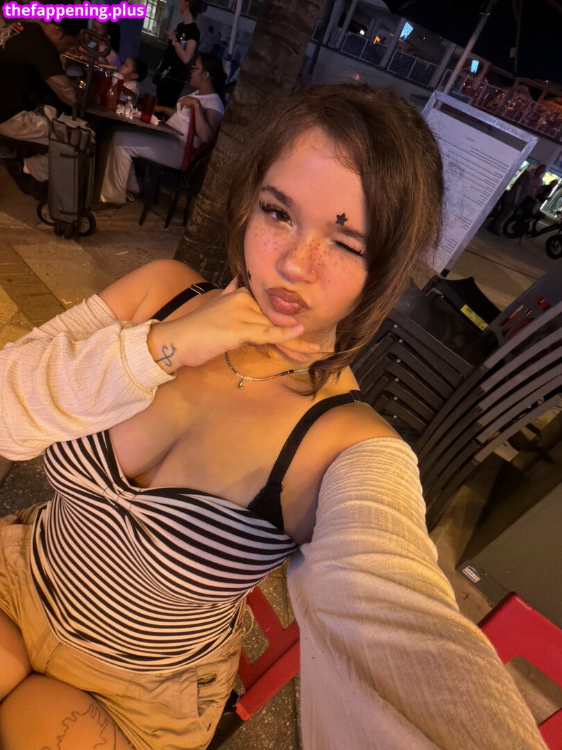 h3art4bra1nz / https: / mrtoogoodtocallorwritehisfans / uuufoundnemo / uuuufoundnemo Fotografie OnlyFans Dezbrăcată #21