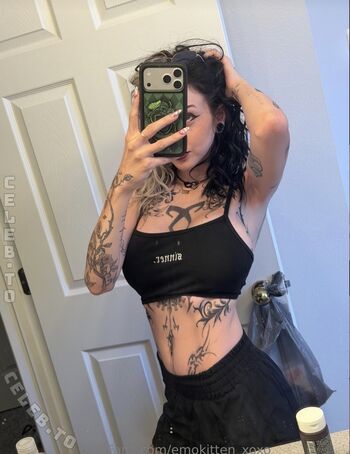 vemokitten_xoxo