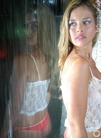 Virgula Girl