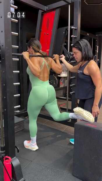 Viviane Araujo
