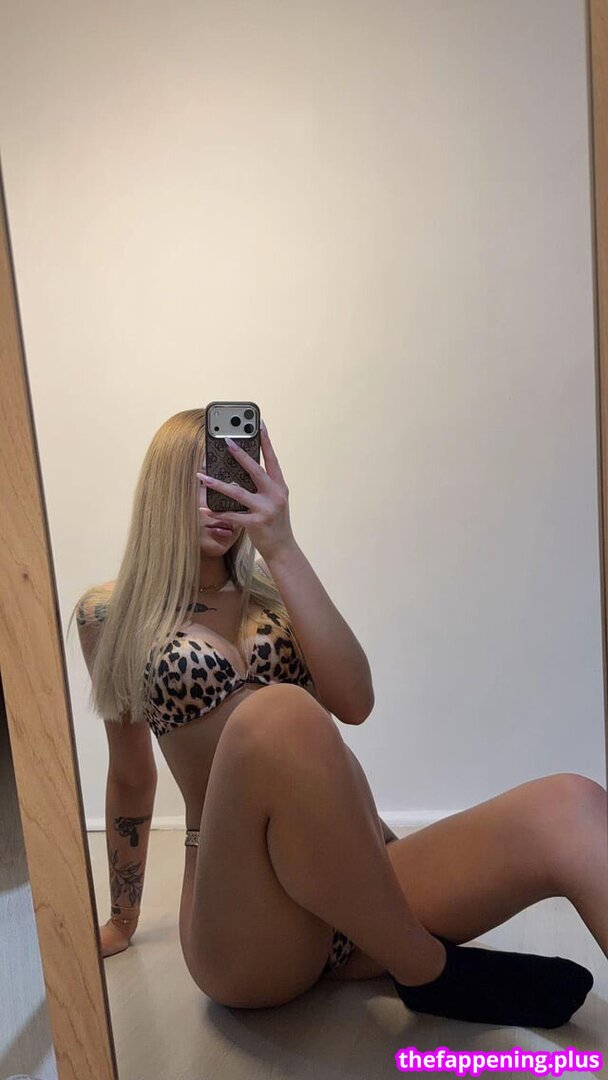 Vvikaraa / vikaraa_by_km Nagie OnlyFans Zdjęcie #52