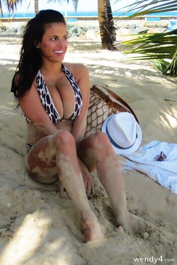 Wendy Fiore