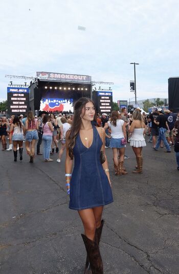 WomenBarstool
