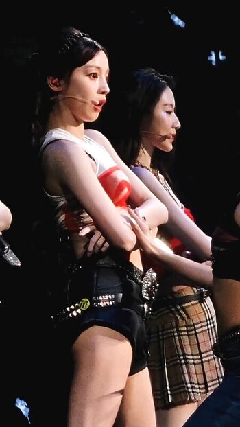 WomenK-pop
