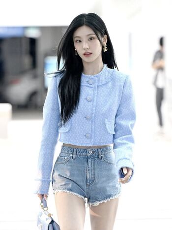WomenK-pop