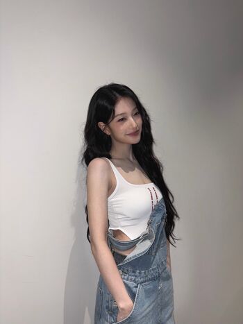 WomenK-pop