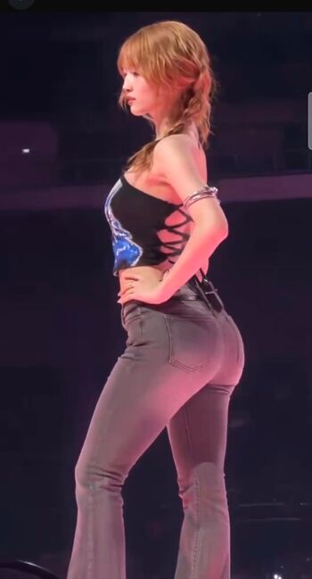 WomenK-pop