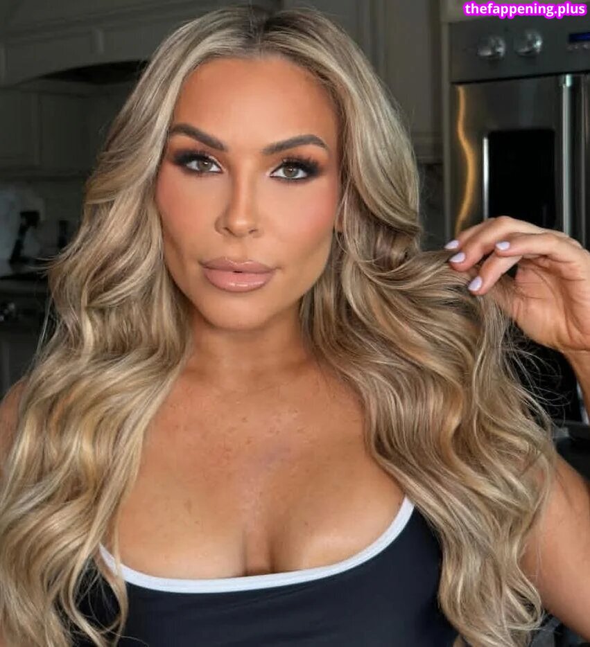 WWE Natalya Neidhart , The Boat / natbynature Фото обнажённых OnlyFans #26
