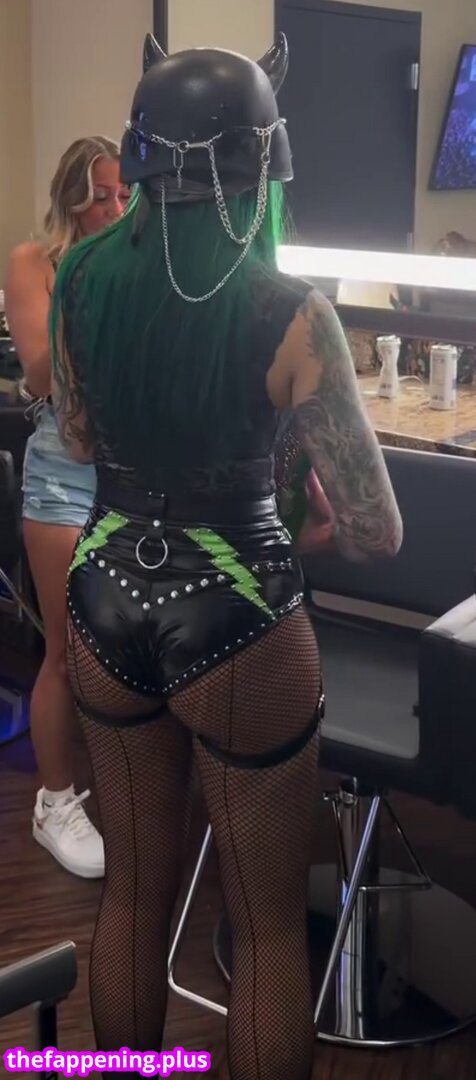 Shotzi Blackheart / ShotziWWE / WWE Shotzi ヌードOnlyFans写真 #421