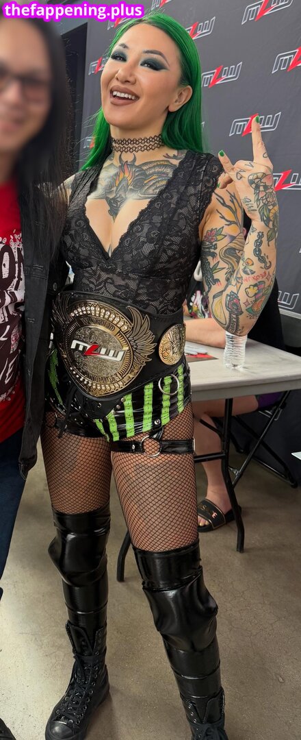 Shotzi Blackheart / ShotziWWE / WWE Shotzi Foto OnlyFans Nua #440