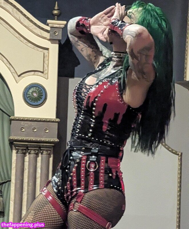 Shotzi Blackheart / ShotziWWE / WWE Shotzi Naken OnlyFans Foto #496