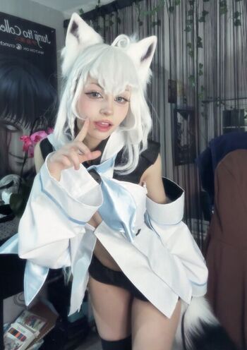 xenluvsmiku