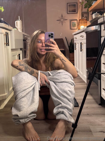 xnicoleanistonx