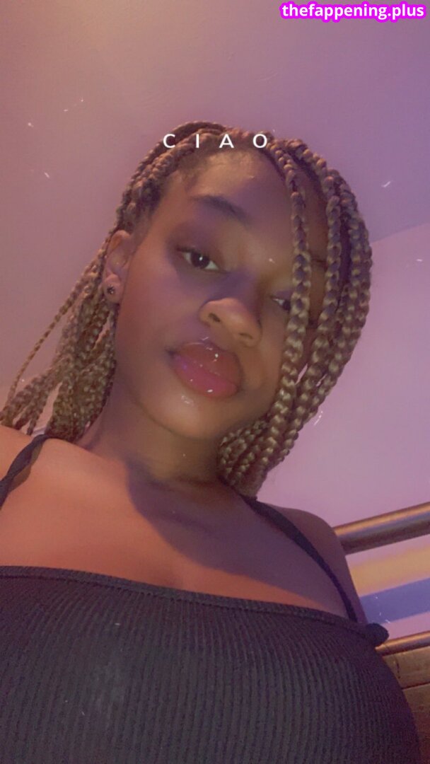 xx_zakiya / xxxmilk Nahá OnlyFans fotografie #8