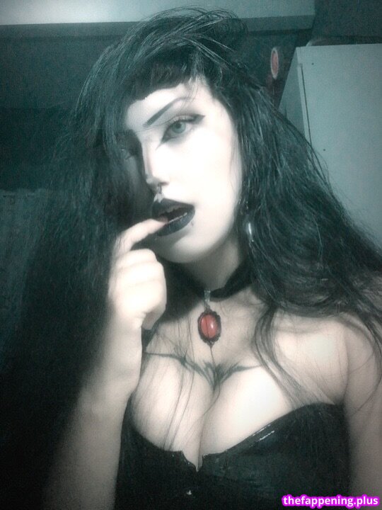 xxoxo_creep18 Fotografie OnlyFans Dezbrăcată #4
