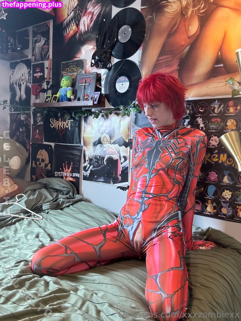XXXZOMBIEZX / https: / xxxzombiexx 누드 OnlyFans 사진 #9