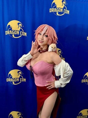 Yaya Han