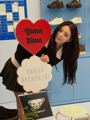 Yuna - ITZY (유나, Shin Yu Na)