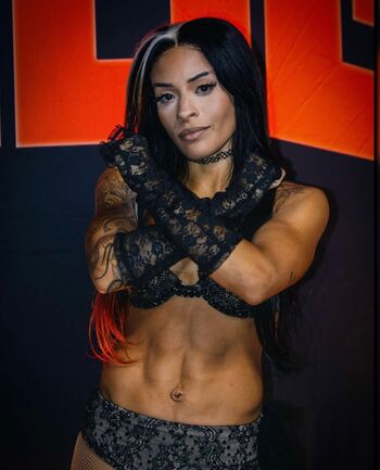 Zelina Vega