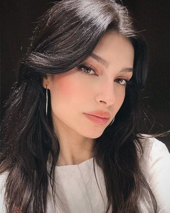 Zeynep Demirhan